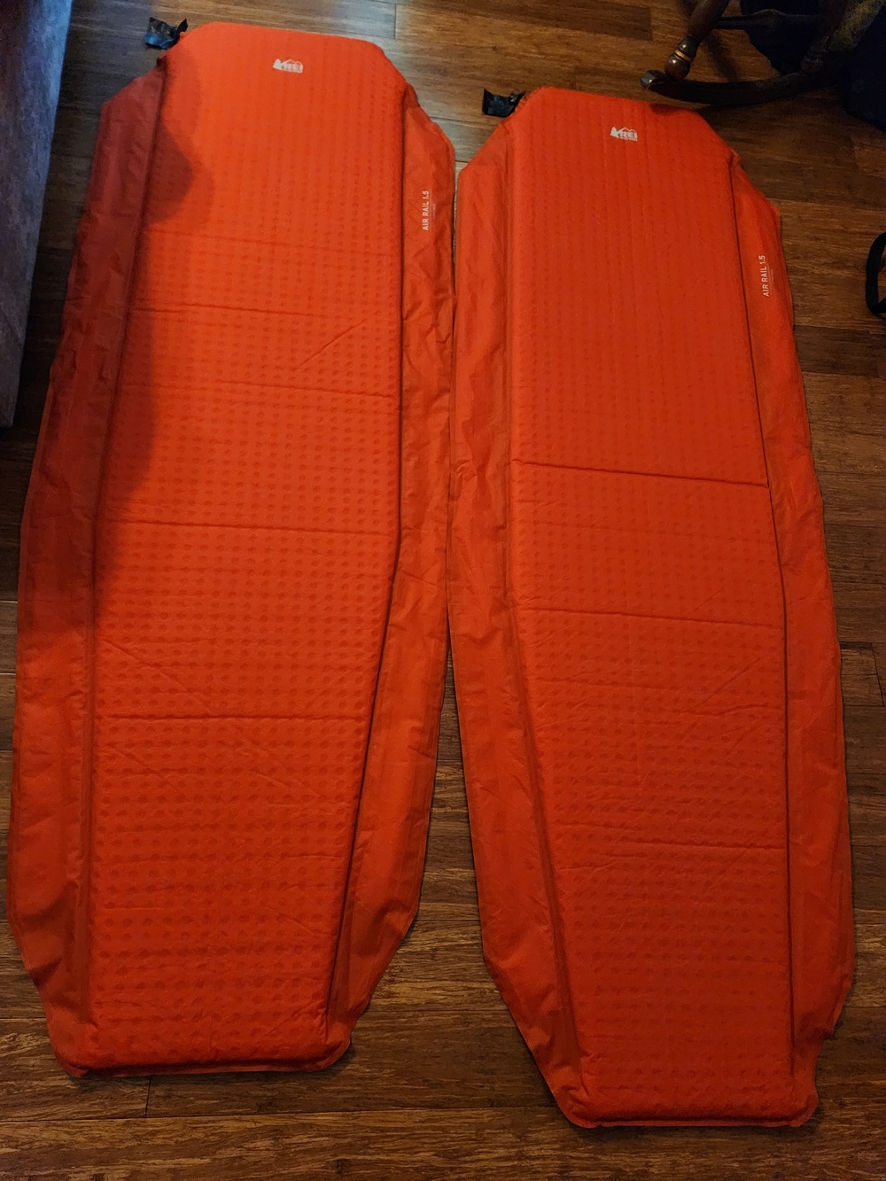 REI Set Of 2 AirRail 1.5 Long & Wide Self Inflating Sleeping Pads Camping Mats
